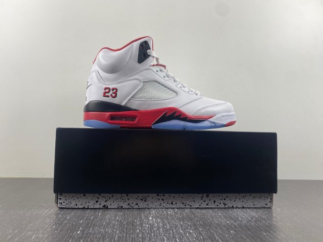 Air Jordan 5 “Fire Red” - Image 2