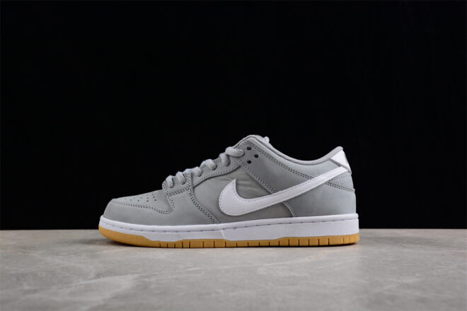 Nike SB Dunk Low Pro ISO Orange Label Wolf Grey Gum - Image 2