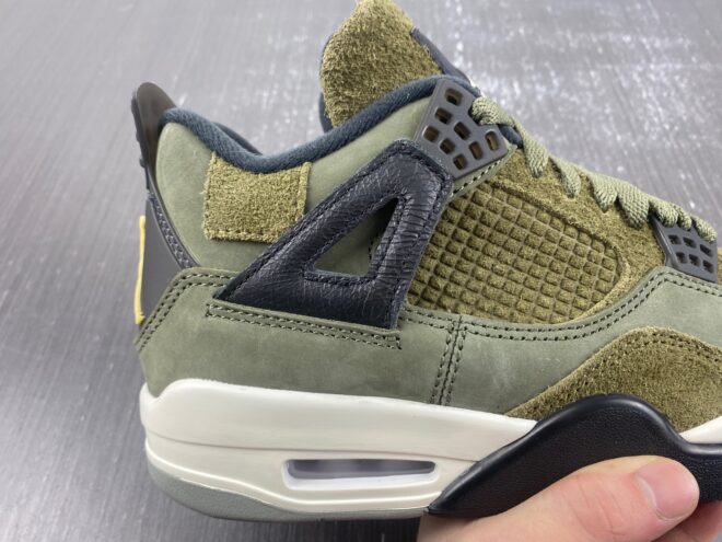 Air Jordan 4 Craft Medium Olive - Image 7