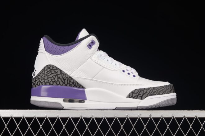 Air Jordan 3 Retro Dark Iris - Image 3