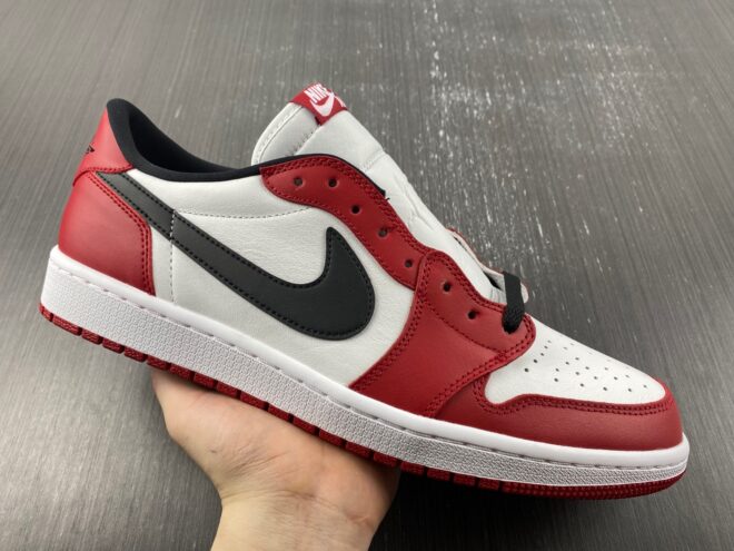 Jordan 1 Retro Low Chicago (2016) - Image 10