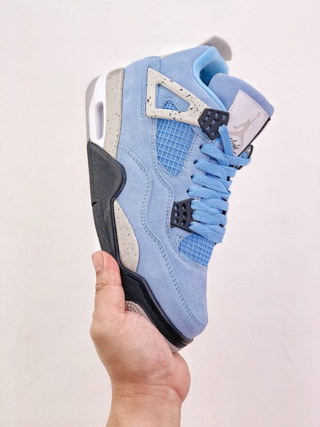 Jordan 4 Retro University Blue Extended Size - Image 3