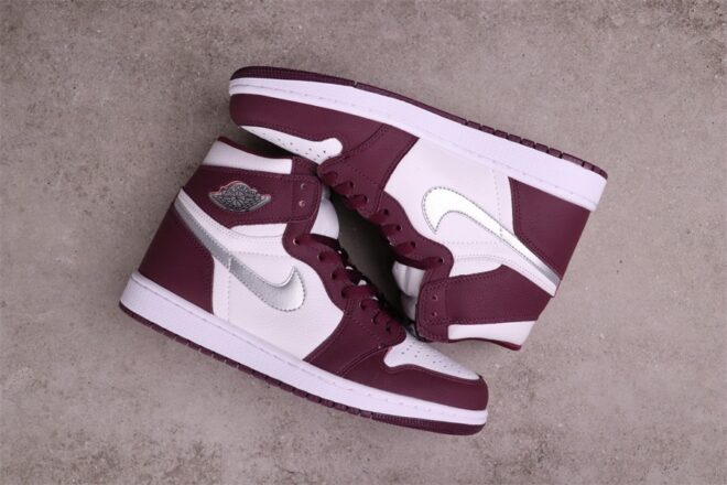 Jordan 1 Retro High OG Bordeaux - Image 6