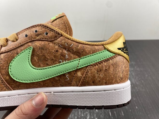 Travis Scott x Air Jordan 1 Brown and Green - Image 3