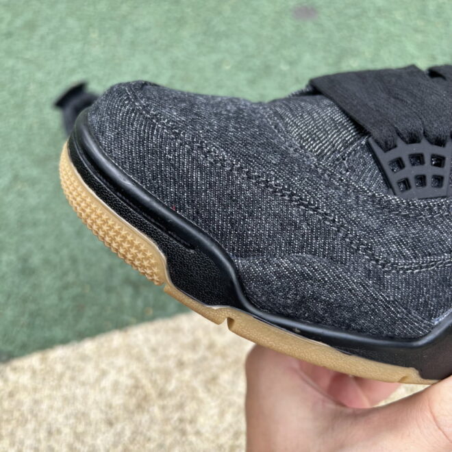 Jordan 4 Retro Levi's Black - Image 8