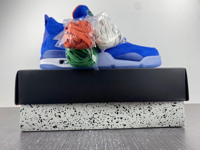 Air Jordan 4 'Florida Gators' PE - Image 6