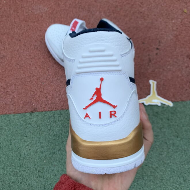 Air Jordan Legacy 312 Olympic - Image 4