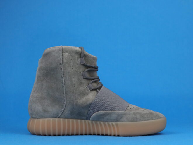 adidas Yeezy Boost 750 Light Grey Glow In the Dark - Image 8