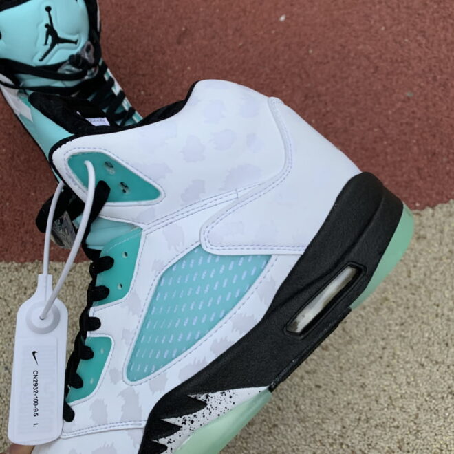 Air Jordan 5 Island Green - Image 5