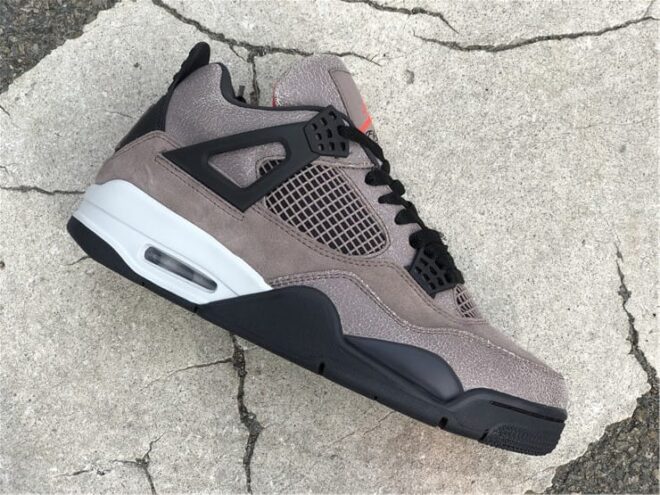 Replica Jordan 4 Retro Taupe Haze - Image 4