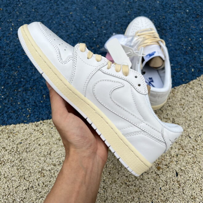 Travis Scott Jordan 1 Low White Blue - Image 4