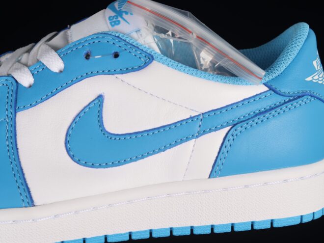 Jordan 1 Low SB UNC - Image 4