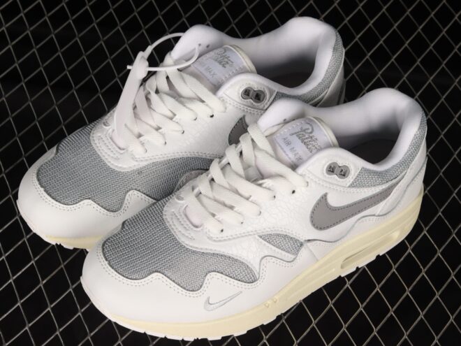 Nike Air Max 1 Patta Waves White - Image 12