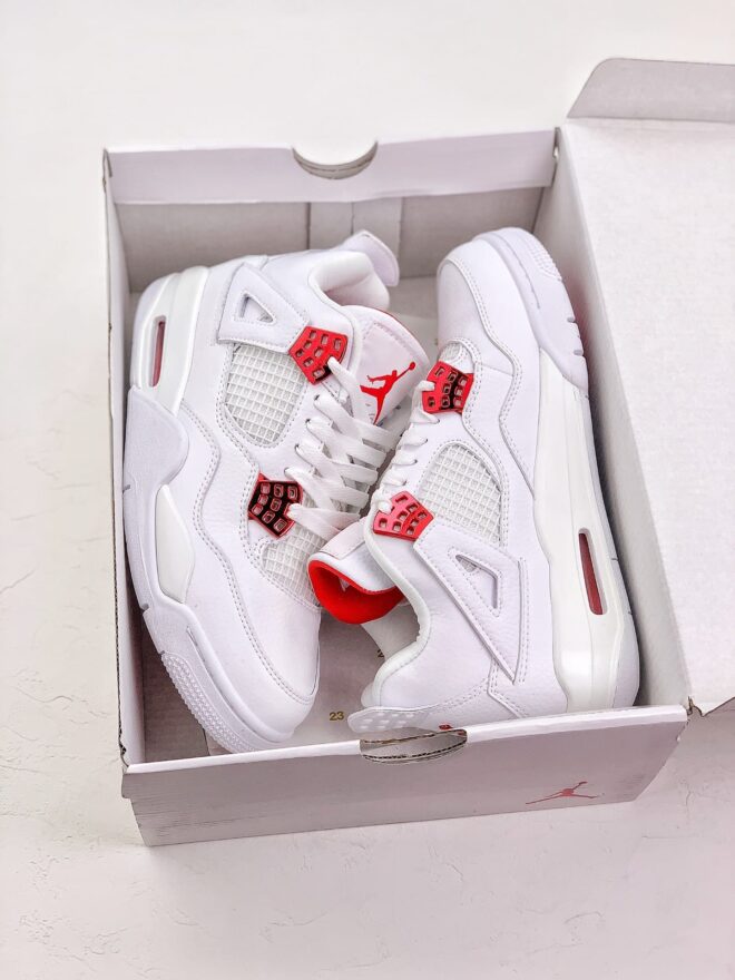 Air Jordan 4 Retro Metallic Red - Image 4