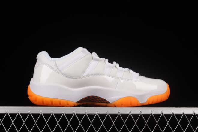 Air Jordan 11 Retro Low, Citrus - Image 4