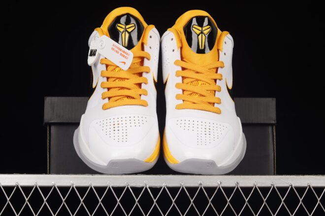 The Nike Zoom Kobe 5 White Del Sol - Image 7