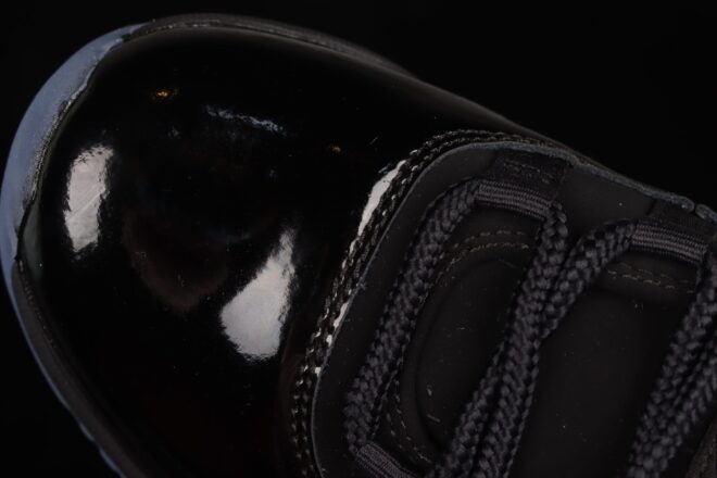 Jordan 11 Retro Cap and Gown - Image 10