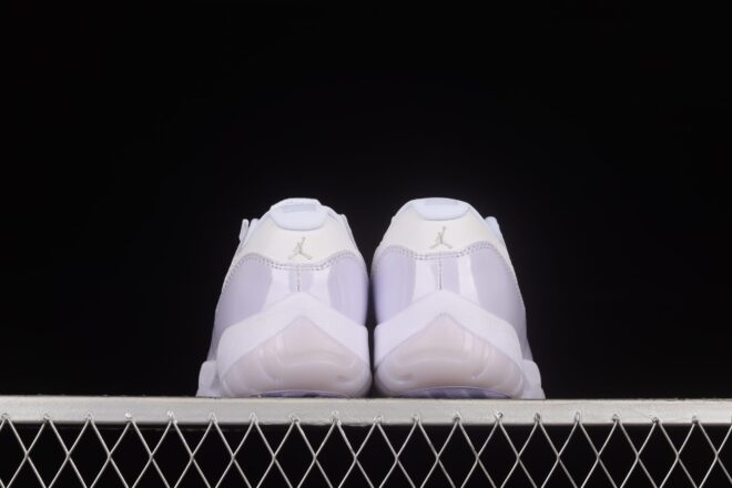 Jordan 11 Retro Low, Pure Violet - Image 2