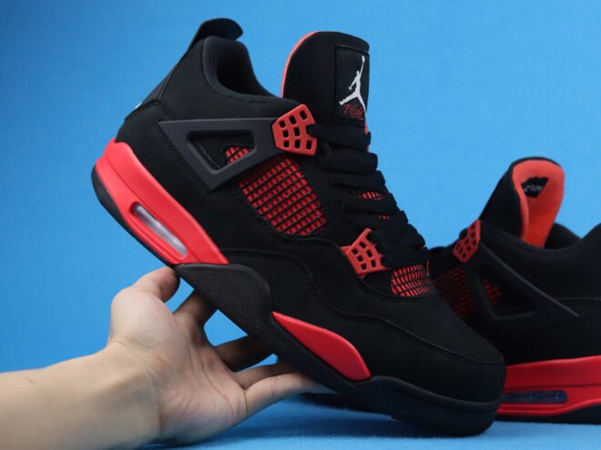 Air Jordan 4 Retro Red Thunder - Image 3