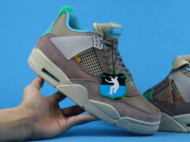 Jordan 4 Retro SP 30th Anniversary Union Taupe Haze - Image 18