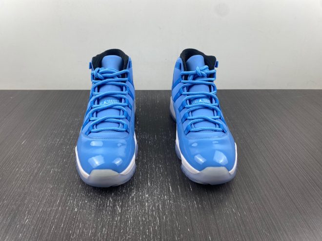 Air Jordan 11 Retro 'Pantone' - Image 8