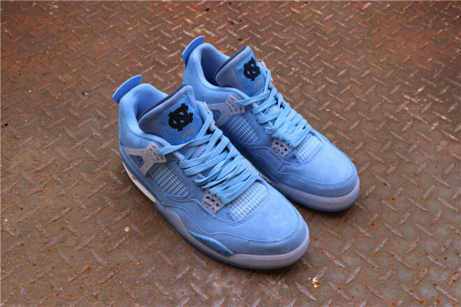 Air Jordan 4 Retro UNC PE - Image 7