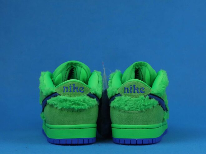 Nike SB Dunk Low Grateful Dead Bears Green - Image 12