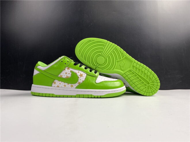 Supreme x Nike SB Dunk Low Mean Green - Image 14