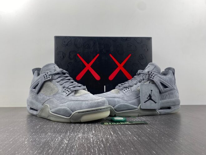 Air Jordan 4 Retro Kaws - Image 11