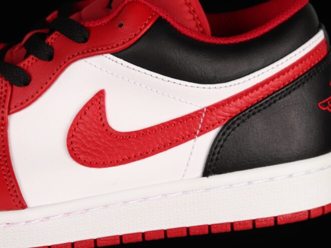 Jordan 1 Low, Bulls - Image 8