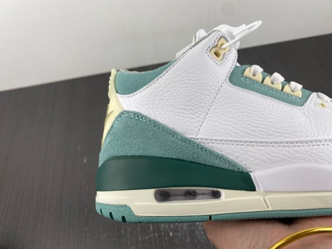 A Ma Maniere x Air Jordan 3 Retro Green Custom - Image 4