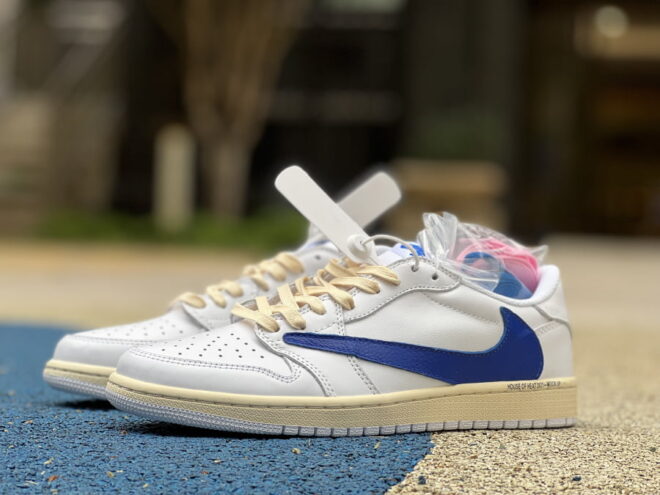 Travis Scott Jordan 1 Low White Blue - Image 5