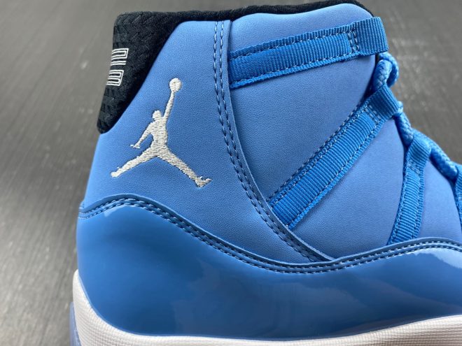 Air Jordan 11 Retro 'Pantone' - Image 9