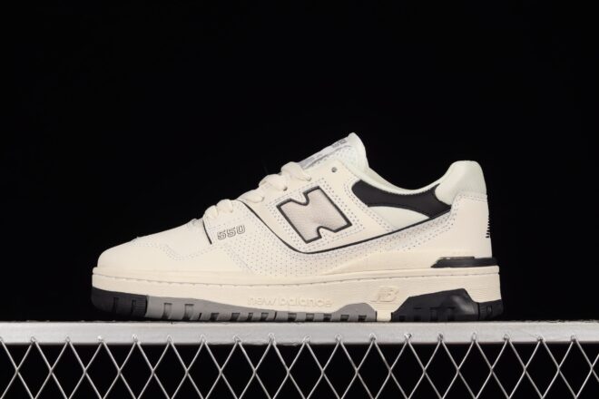 New Balance 550, Cream Black - Image 3