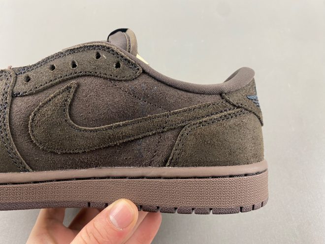 Travis Scott x Air Jordan 1 Retro Low OG SP Velvet Brown - Image 2