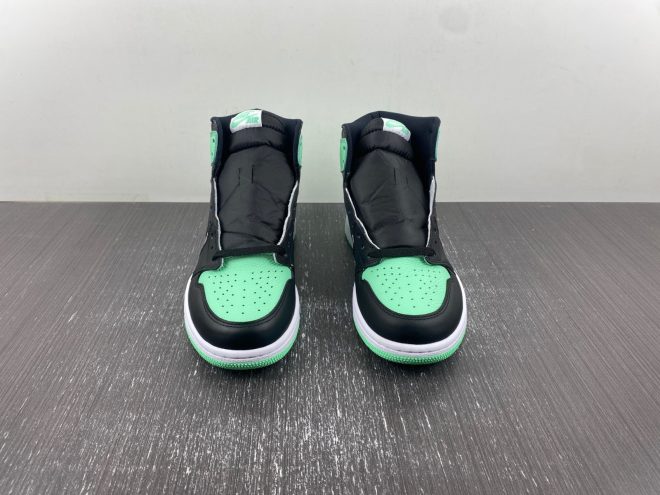 Air Jordan 1 High Green Glow - Image 11