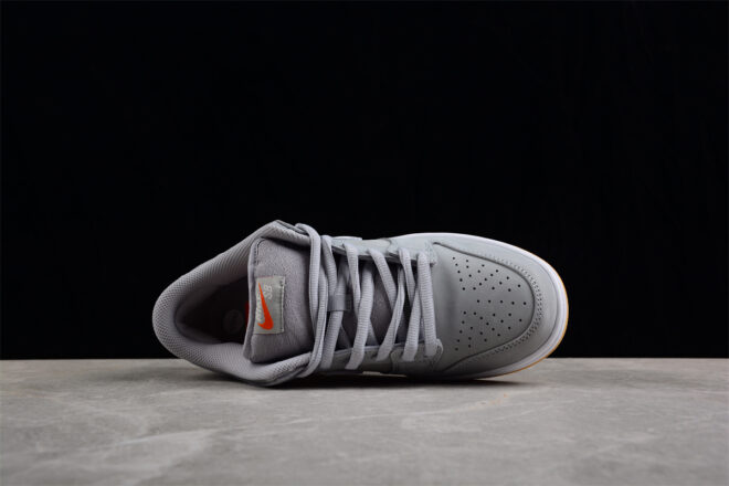 Nike SB Dunk Low Pro ISO Orange Label Wolf Grey Gum - Image 4