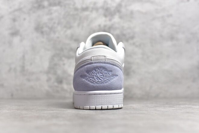 Air Jordan 1 Low “Paris” - Image 4