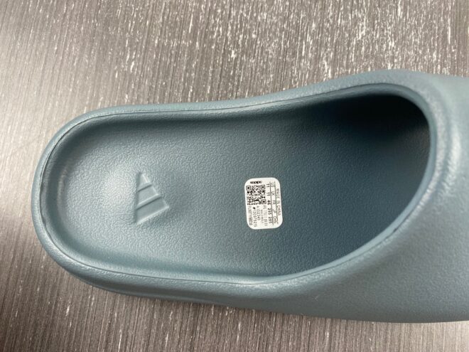 YEEZY SLIDE “Slate Marine” - Image 8