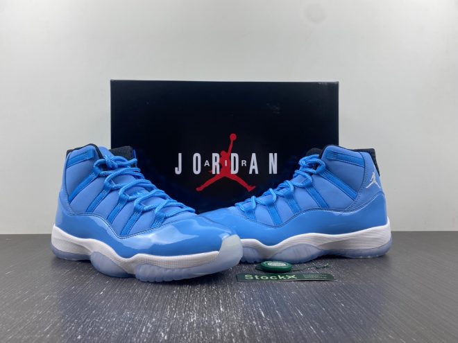 Air Jordan 11 Retro 'Pantone' - Image 4