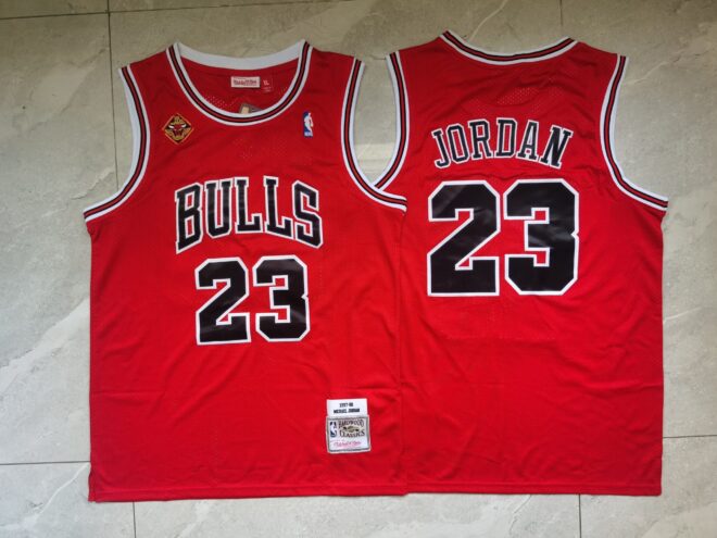 97-98 Championship Bulls 23 Red Gold Bull Tau Gold Bull Tau - Image 2