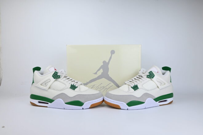 Air Jordan 4 Retro SB Pine Green - Image 8