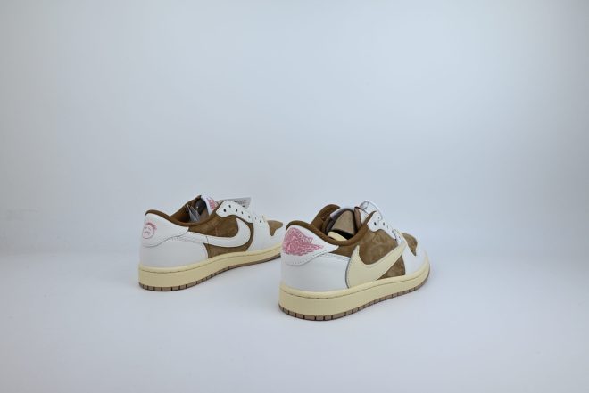 Travis Scott x Air Jordan 1 Low Brown & White Custom - Image 3