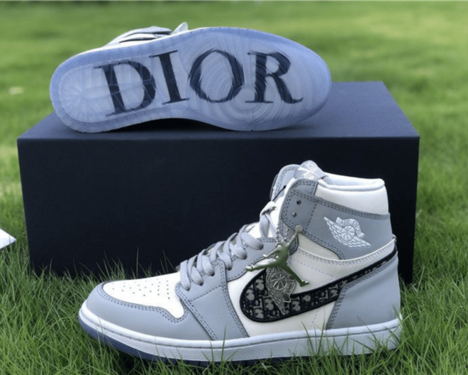 Air Jordan 1 x Dior Retro High 32 - Image 6