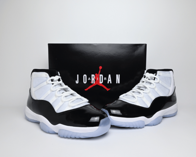 Air Jordan 11 Retro Concord (2018) - Image 6