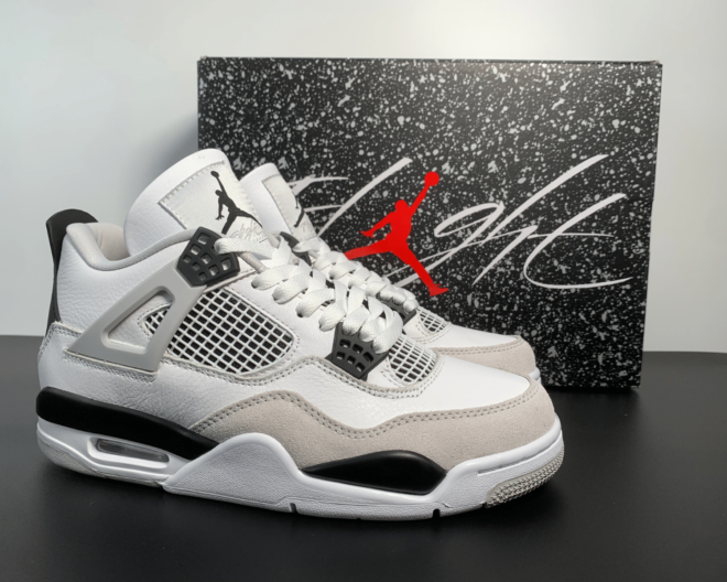 Air Jordan 4 Retro Military Black - Image 7