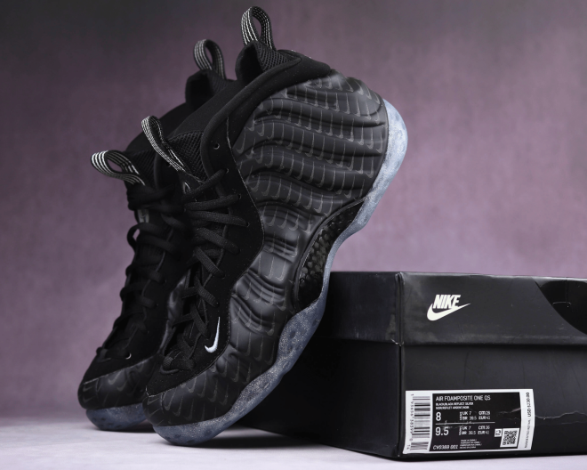 Nike Air Foamposite All-Over Swoosh Black - Image 8