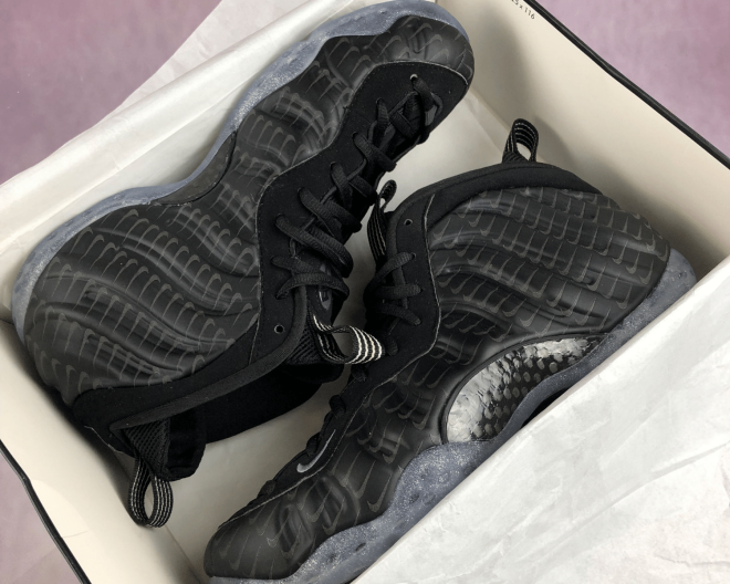 Nike Air Foamposite All-Over Swoosh Black - Image 6