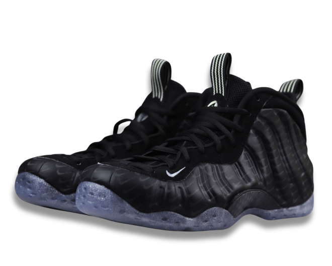 Nike Air Foamposite All-Over Swoosh Black - Image 5