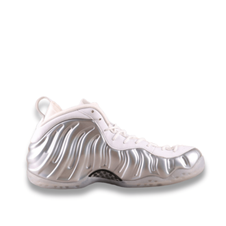 Women's Nike Air Foamposite One Chrome White|||||||